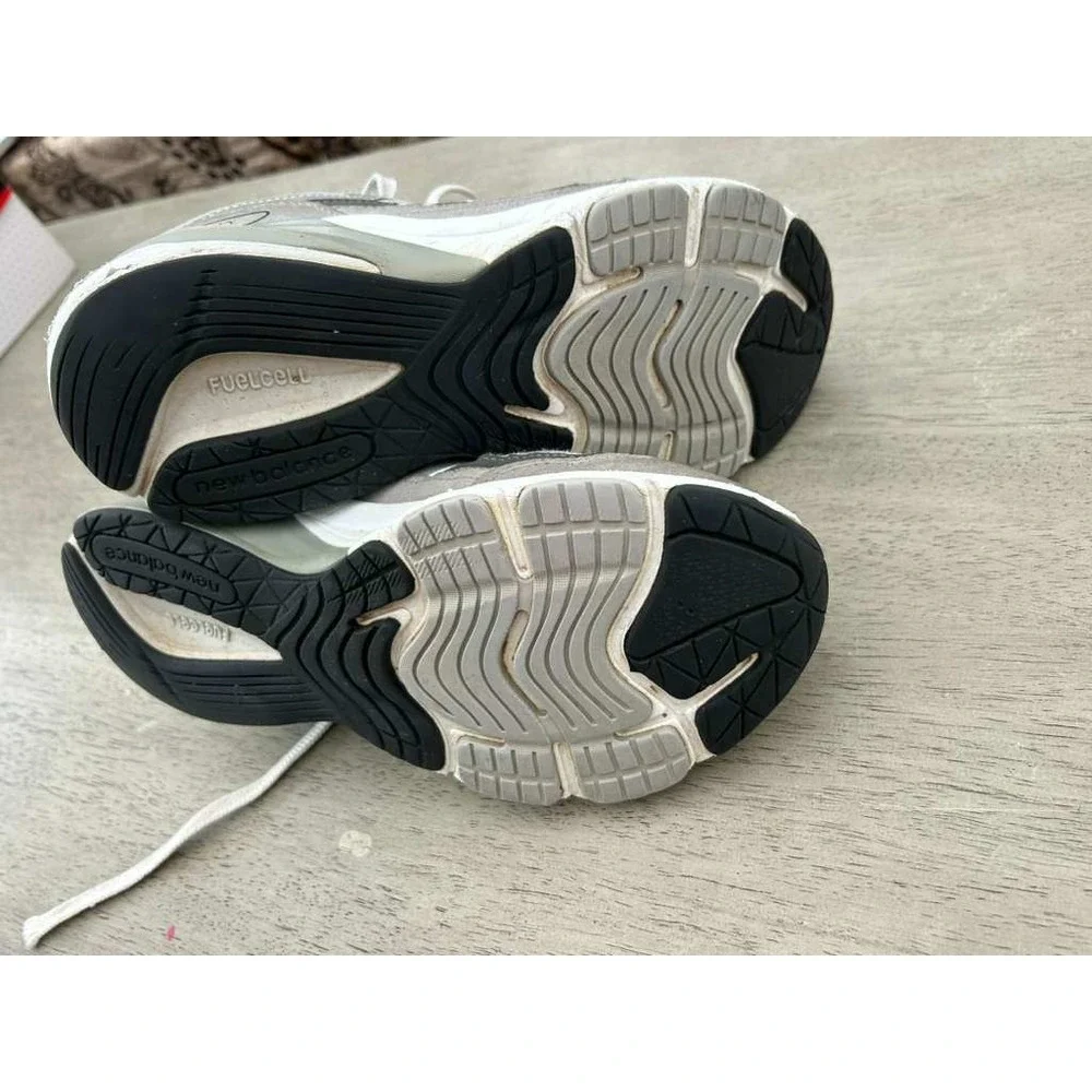 New‎ Balance 990v6 Grey Suede Mesh Running Shoes GC990GL6 Kids 6.5.
